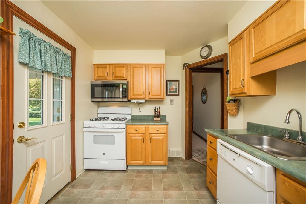 3540 Middleboro Road Pittsburgh, PA 15234 - Photo 8 of 24 Gallery Image 8