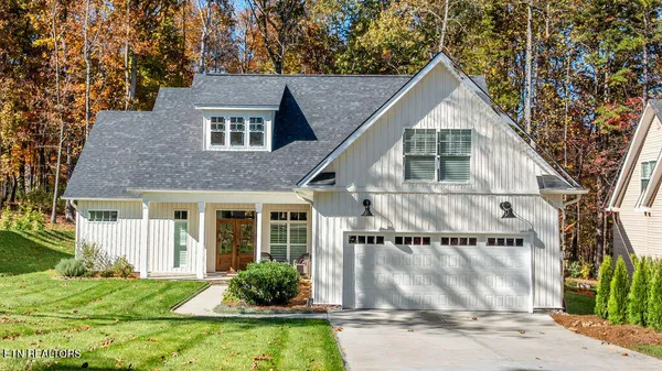 $560,000 | 210 Erick Lane, Loudon, TN 37774