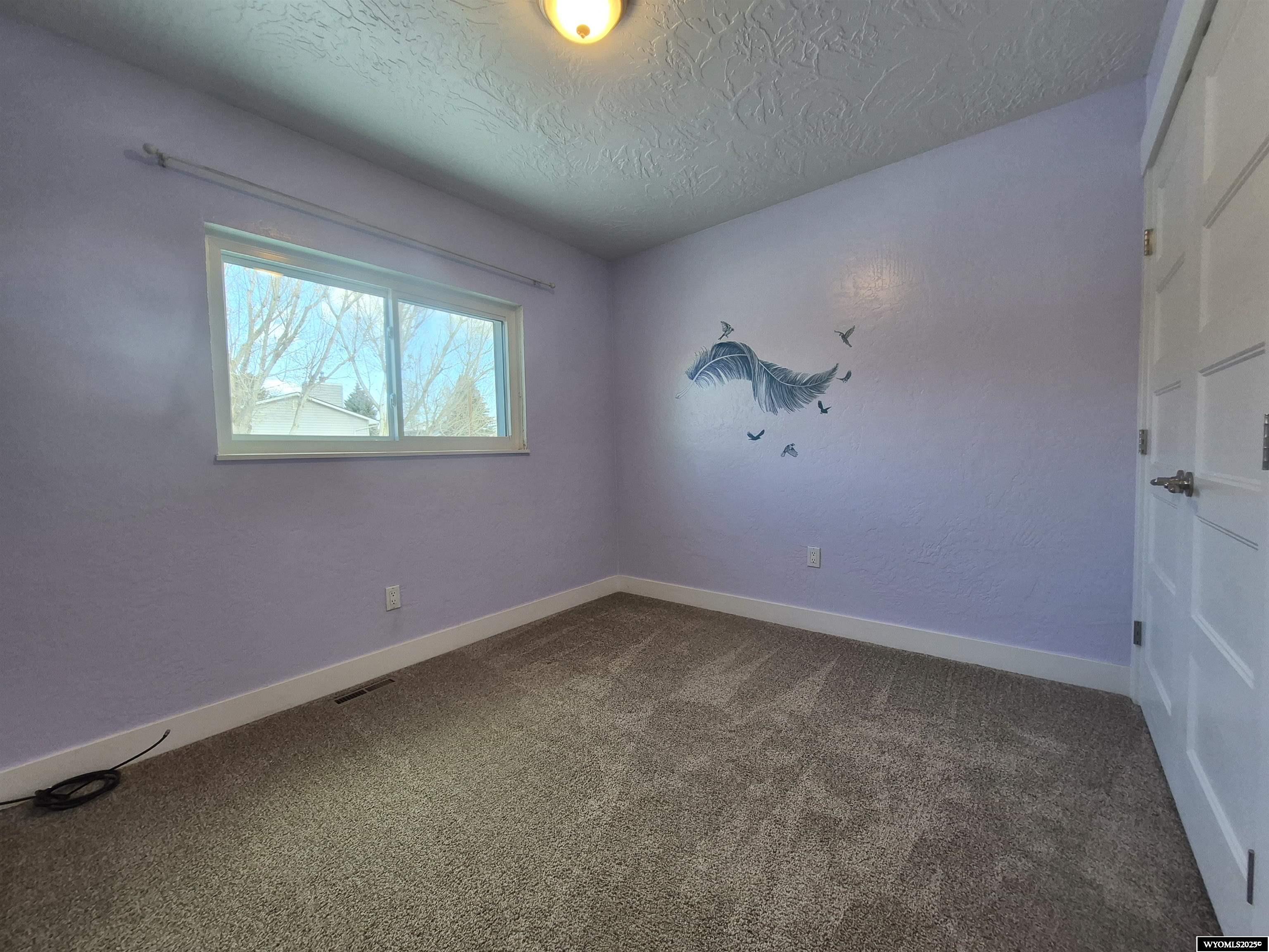 2304 Sierra Road Rock Springs, WY 82901 - Photo 11 of 38