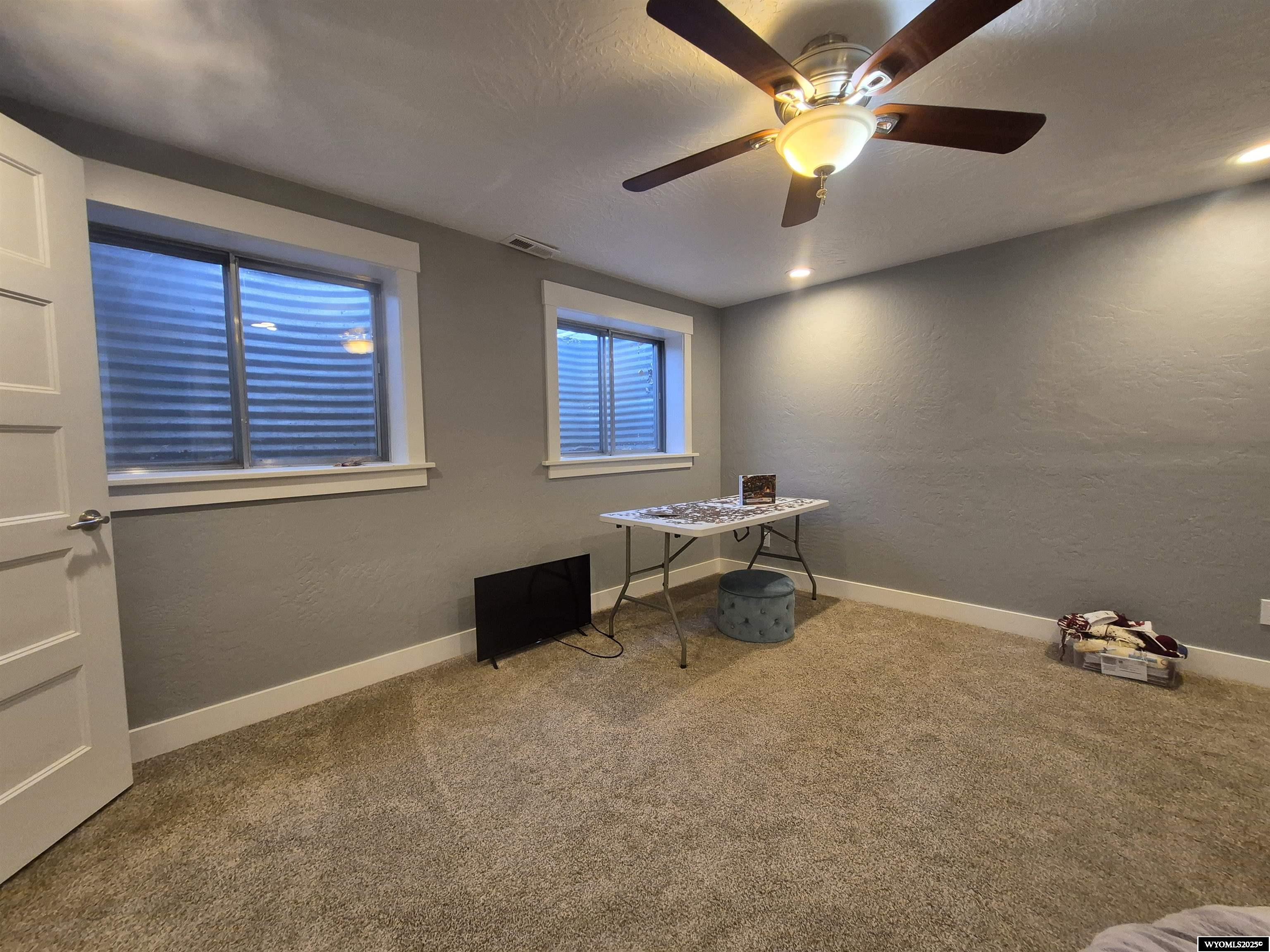 2304 Sierra Road Rock Springs, WY 82901 - Photo 32 of 38