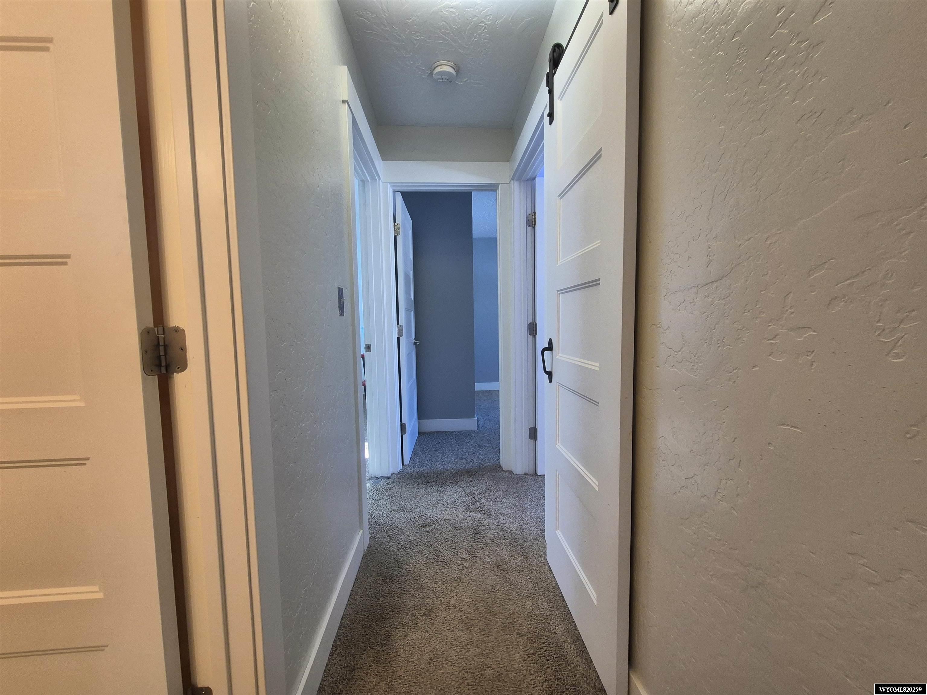 2304 Sierra Road Rock Springs, WY 82901 - Photo 9 of 38