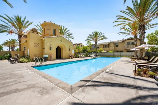 $795,500 | 1175 Via Lucero, Oceanside, CA 92056