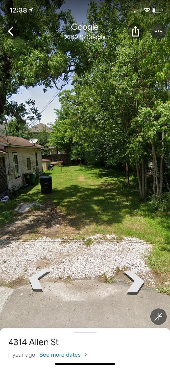 4318 Allen Street Houston, TX 77007 - Photo 1 of 2 a view of a lake view