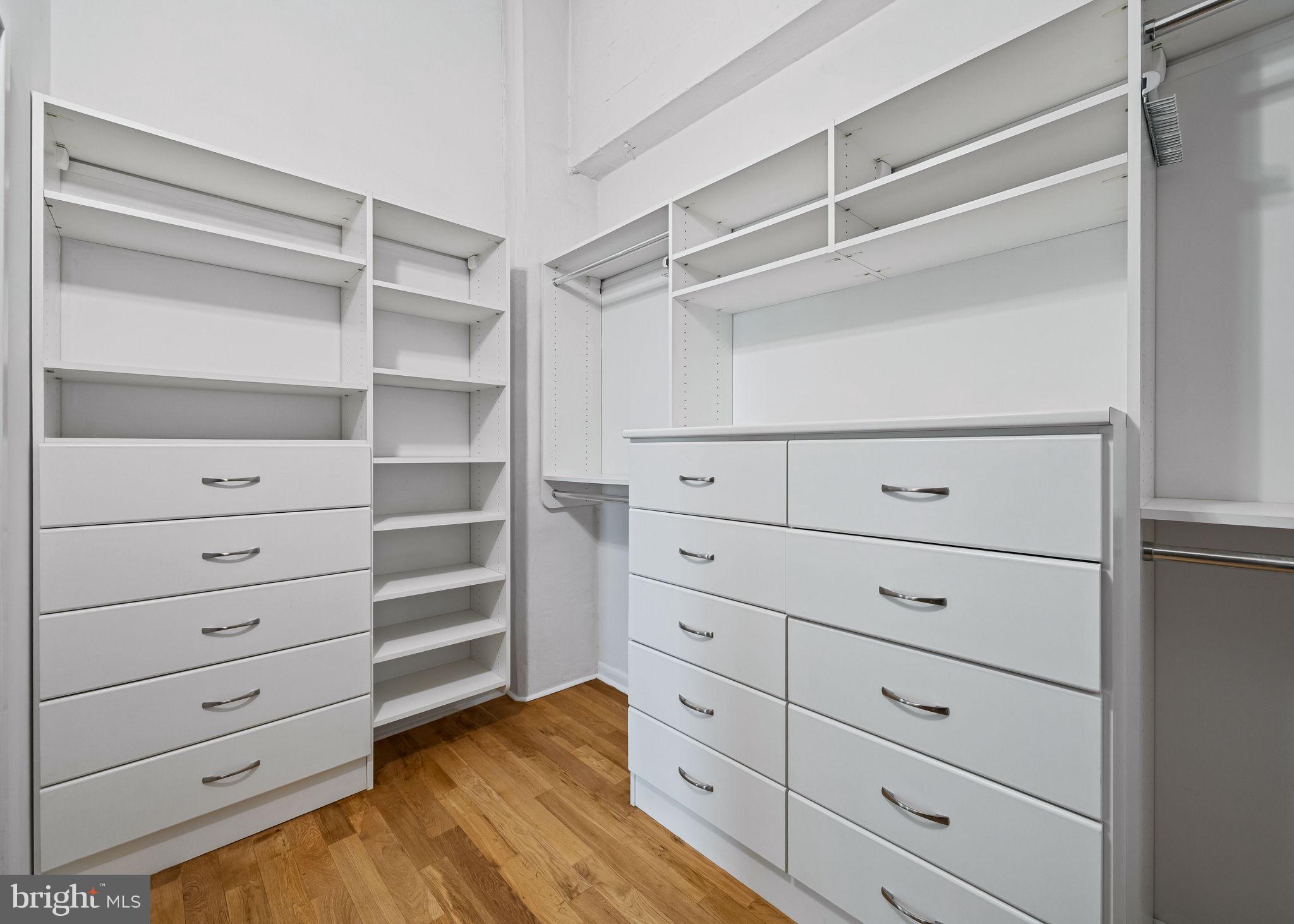 2200-28 Arch Street, Unit 612 Philadelphia, PA 19103 - Photo 36 of 43 a view of an empty walk in closet