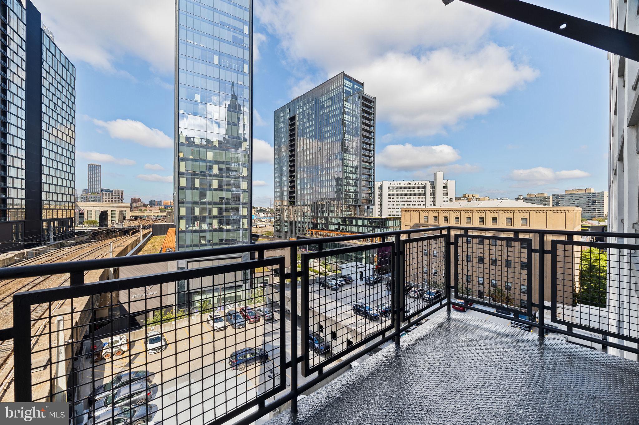 2200-28 Arch Street, Unit 612 Philadelphia, PA 19103 - Photo 40 of 43