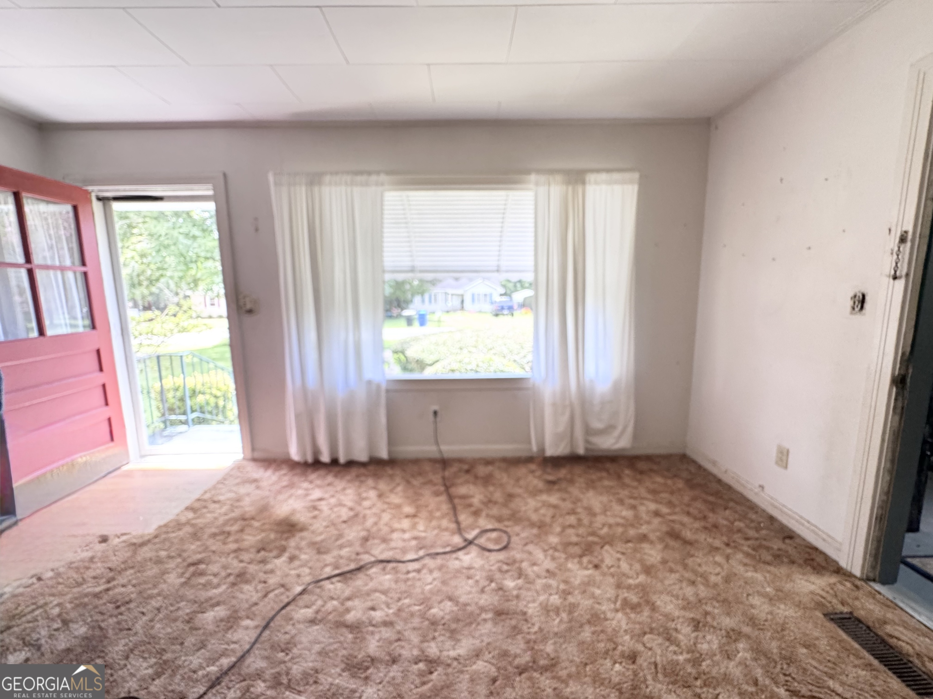 209 Vernon Street Dublin, GA 31021 - Photo 8 of 20
