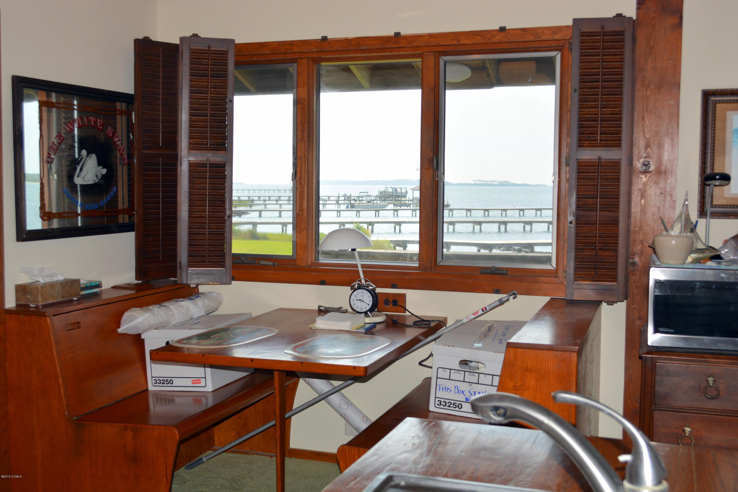 308 Harbour Point Road Beaufort, NC 28516 - Photo 17 of 28 Kitchen Booth with great water views.