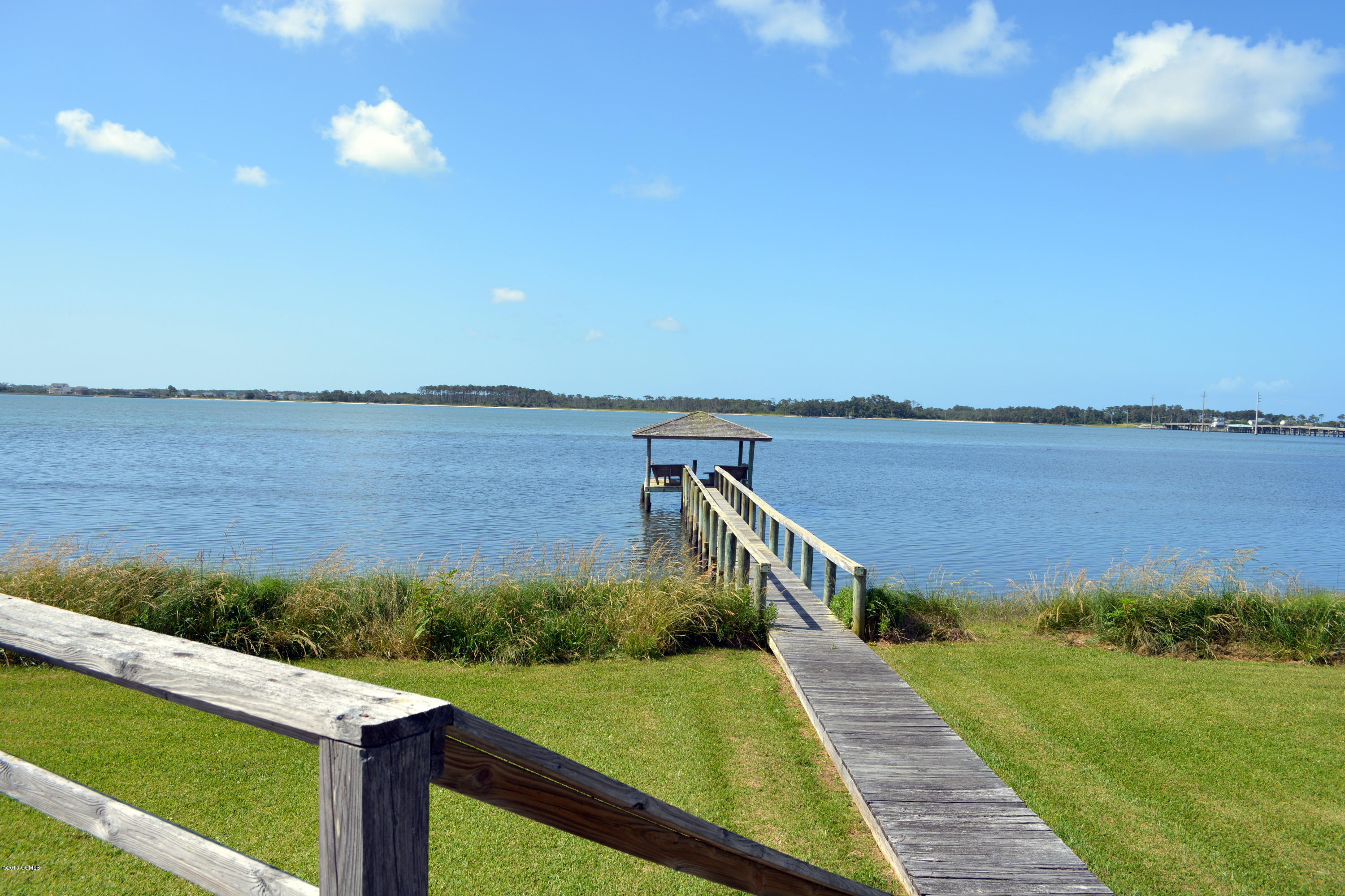 308 Harbour Point Road Beaufort, NC 28516 - Photo 3 of 28 Private Dock