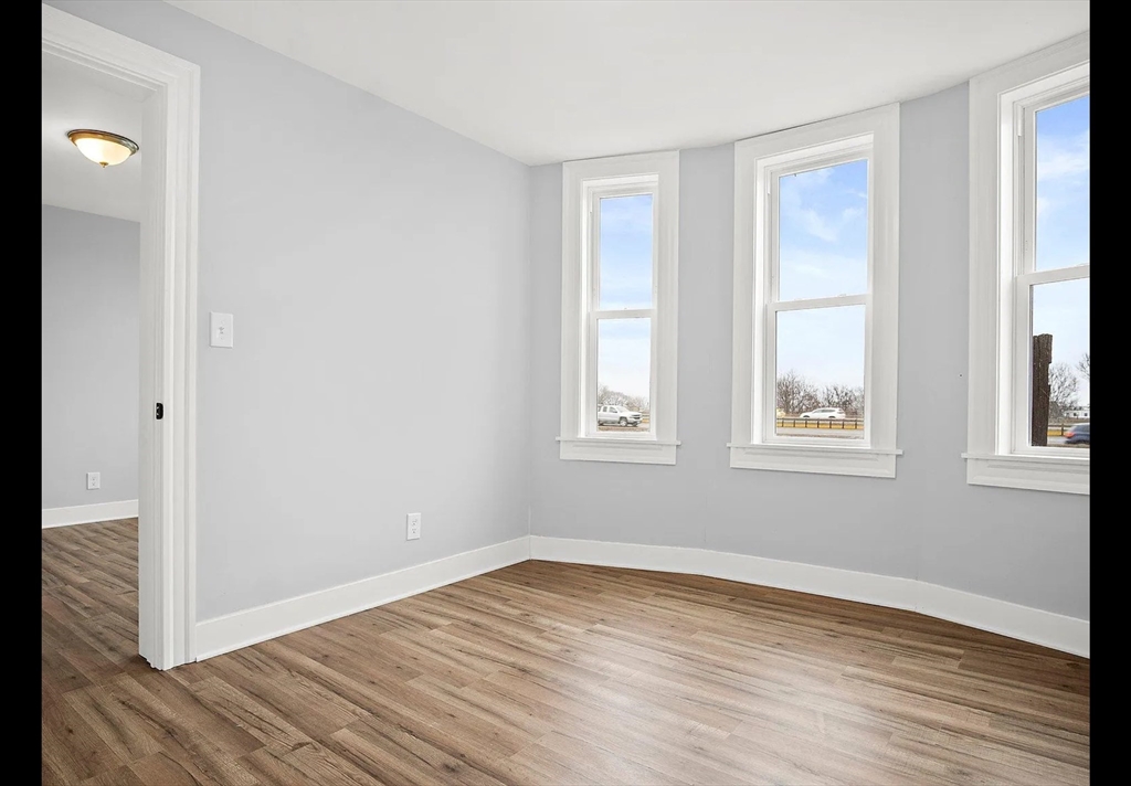 2 Redfield Street, Unit 3 Boston, MA 02122 - Photo 4 of 11