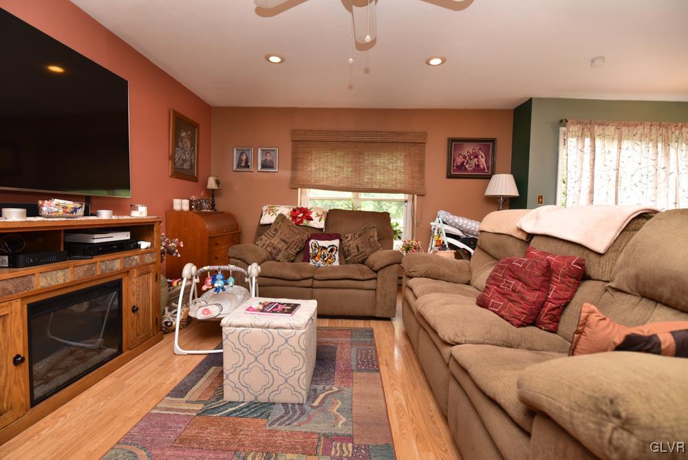 790 Briarstone Road Bethlehem, PA 18017 - Photo 16 of 40 Gallery Image 16