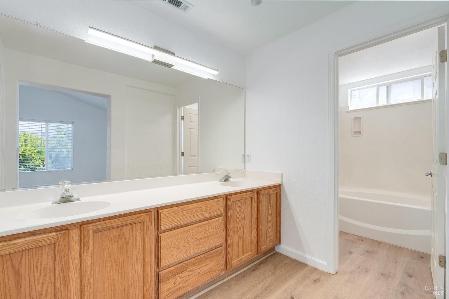 1715 Spur Ridge Lane Healdsburg, CA 95448 - Photo 20 of 39