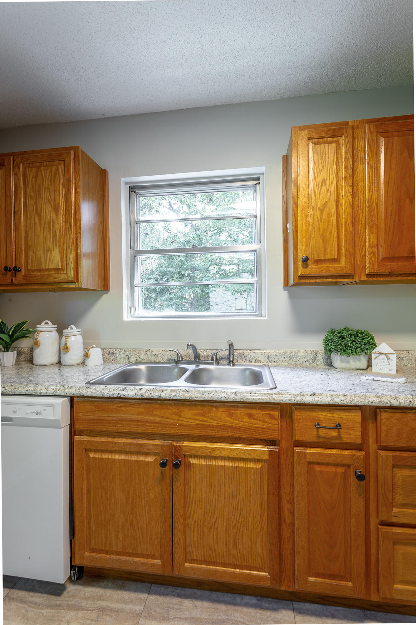 211 Booth Road Chattanooga, TN 37411 - Photo 17 of 39 211 Booth Road - Chattanooga