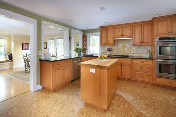 37 Stockdale Road Needham, MA 02492 - Photo 14 of 35