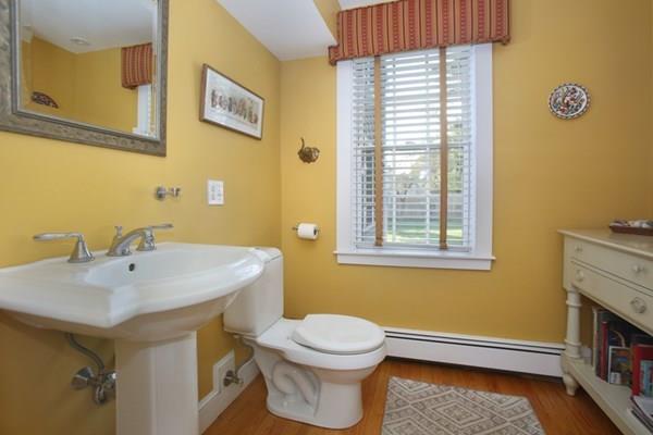 37 Stockdale Road Needham, MA 02492 - Photo 19 of 35