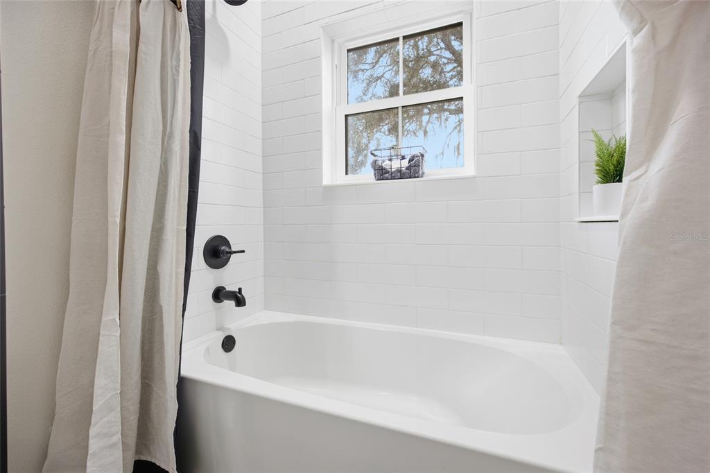 12052 Southeast 101st Court Road Belleview, FL 34420 - Photo 31 of 74