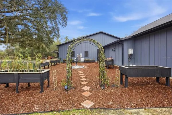 $1,100,000 | 12052 Southeast 101st Court Road, Belleview, FL 34420
