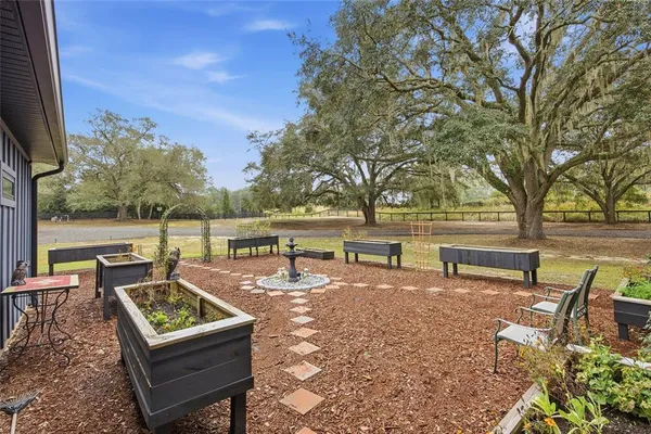 $1,100,000 | 12052 Southeast 101st Court Road, Belleview, FL 34420