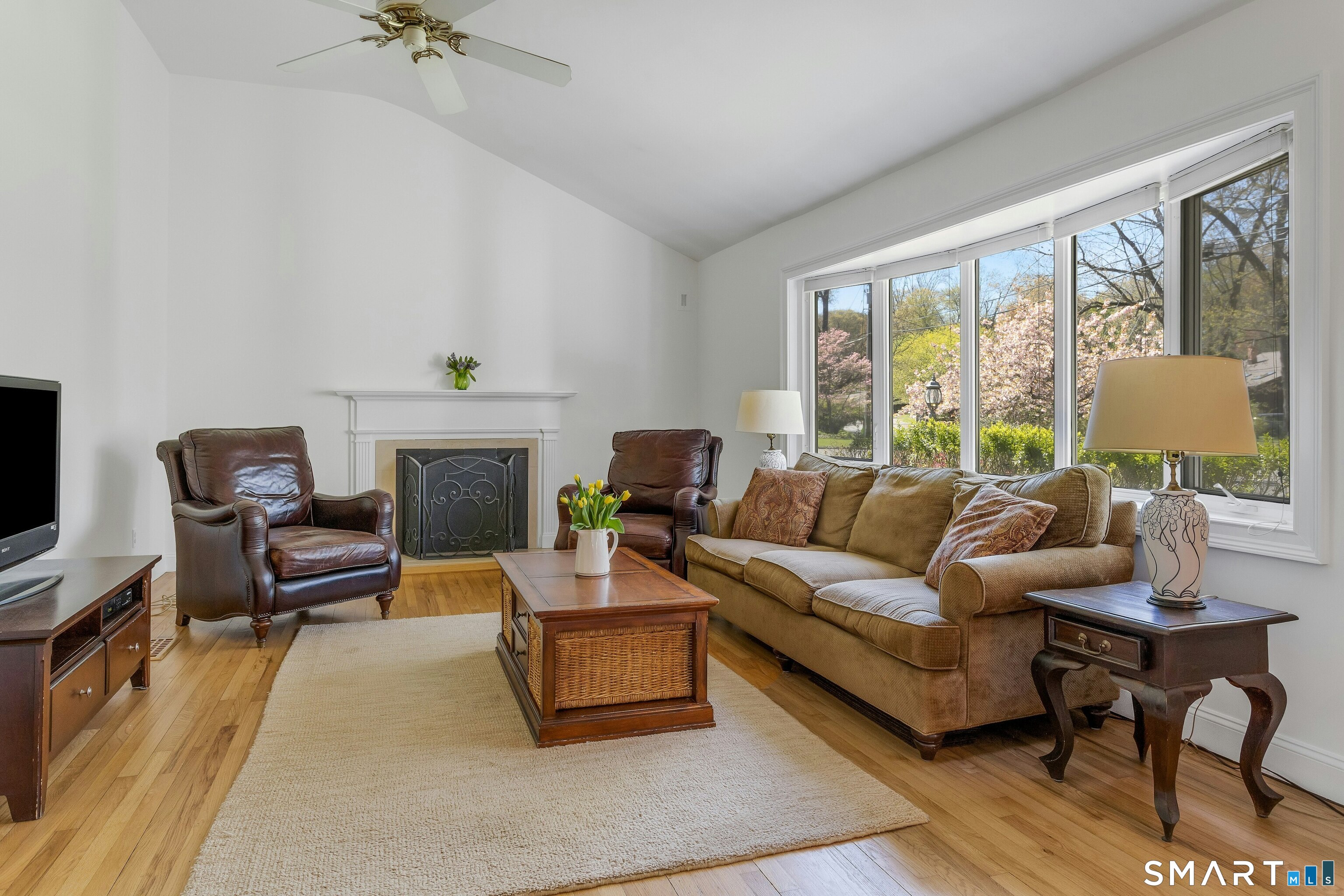 59 Westwood Road Stamford, CT 06902 - Photo 8 of 23