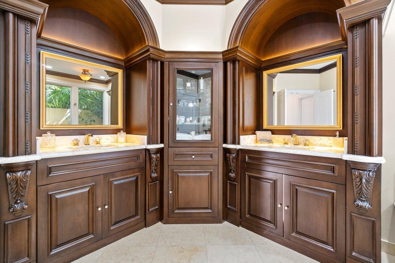 6199 Northwest 31st Court Boca Raton, FL 33496 - Photo 8 of 55 Master Bathroom