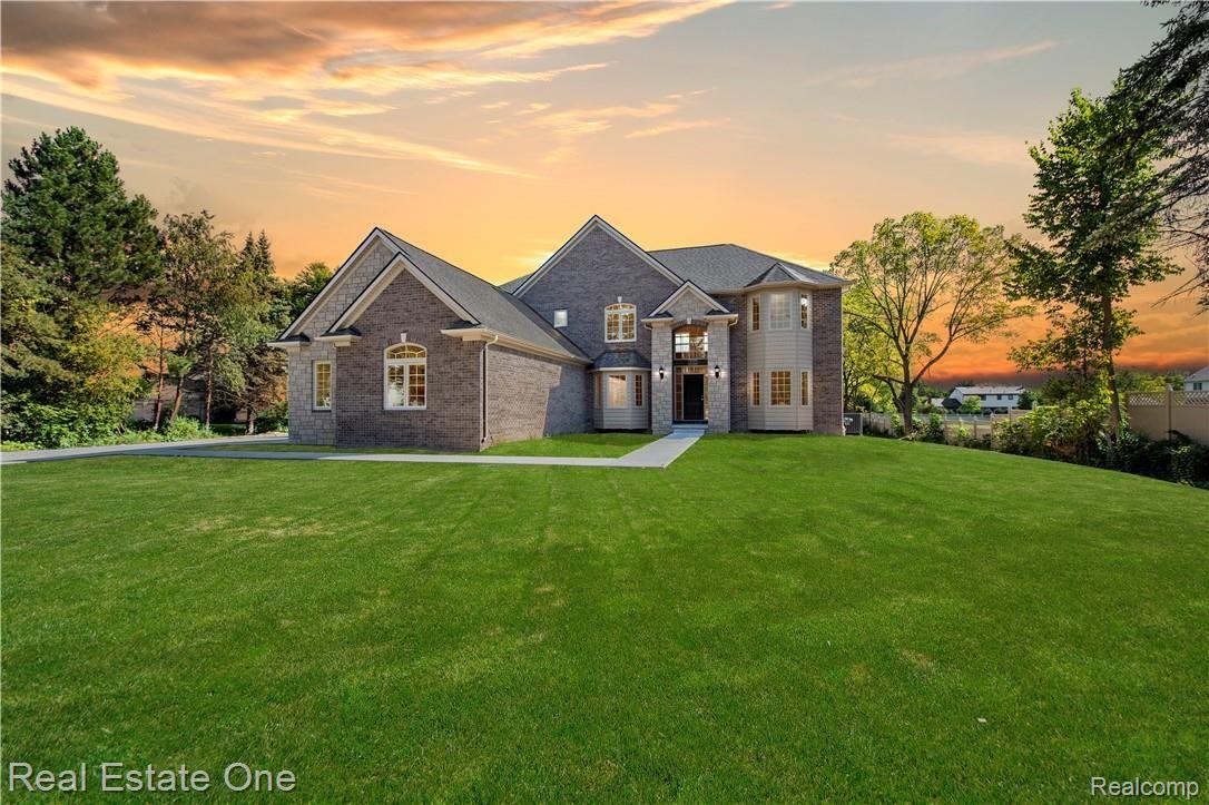 5870 Donaldson Road Troy, MI 48085 - Photo 1 of 47 5870-Donaldson-Dr-Troy-MI-48085-windowstill-1.jpg