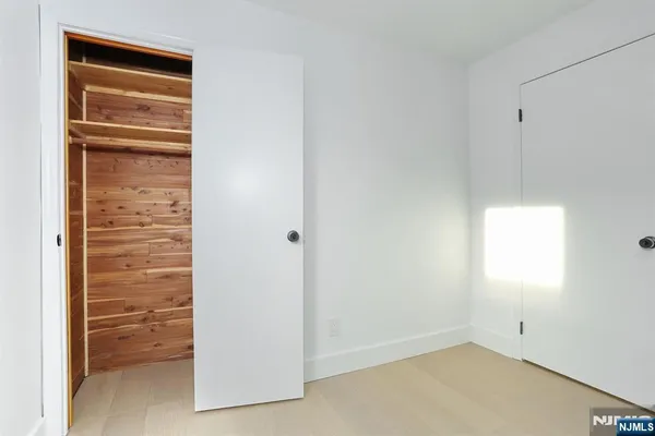 $2,600 | 105 Summit Avenue, Unit 1, Garfield, NJ 07026