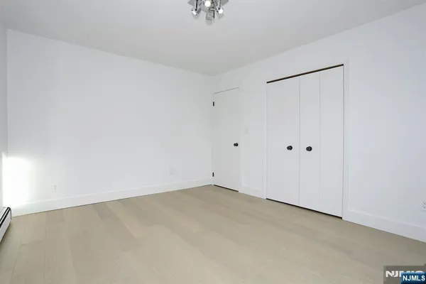 $2,600 | 105 Summit Avenue, Unit 1, Garfield, NJ 07026