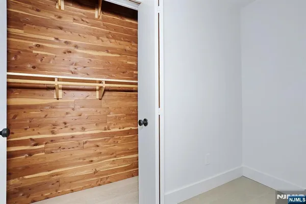 $2,600 | 105 Summit Avenue, Unit 1, Garfield, NJ 07026