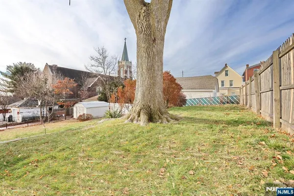 $2,600 | 105 Summit Avenue, Unit 1, Garfield, NJ 07026