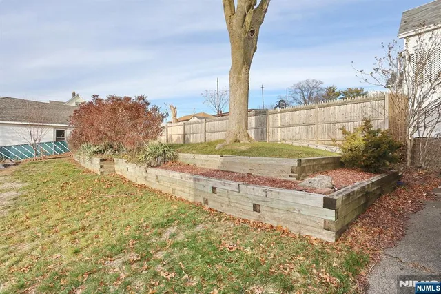 $2,950 | 105 Summit Avenue, Unit 1, Garfield, NJ 07026