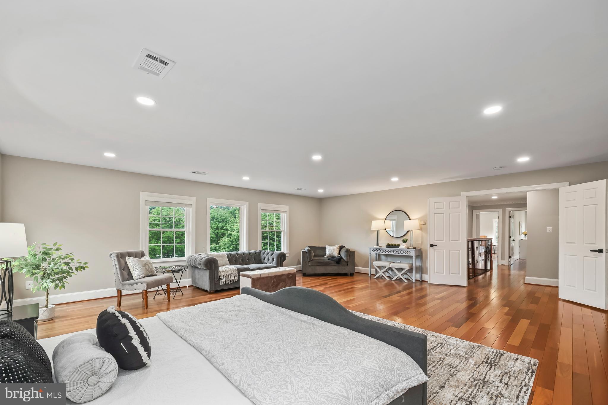 517 Seneca Road Great Falls, VA 22066 - Photo 44 of 48