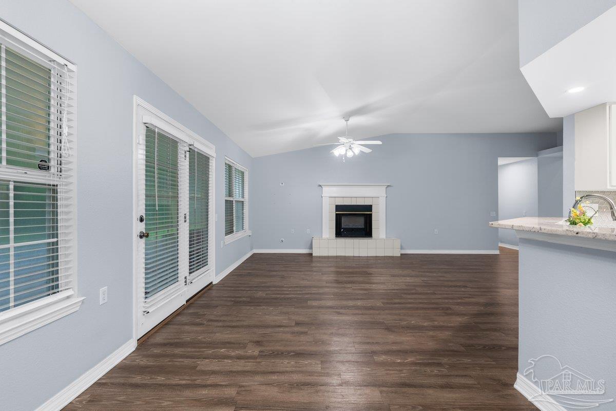 1039 Brownfield Road Pensacola, FL 32526 - Photo 6 of 41