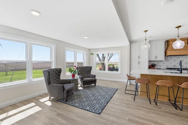 $690,000 | 13291 Pony Road, Belle Plaine, MN 56011