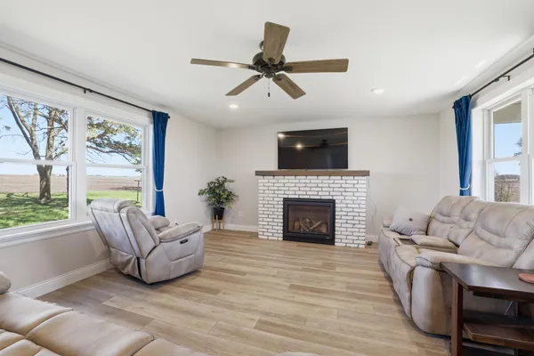 $690,000 | 13291 Pony Road, Belle Plaine, MN 56011