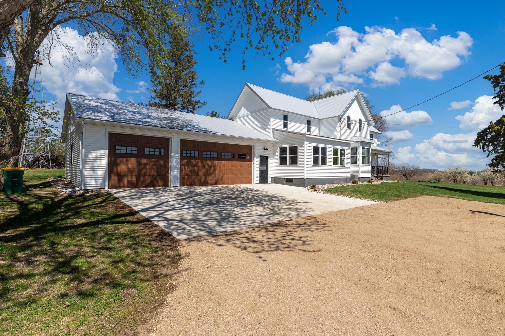 13291 Pony Road Belle Plaine, MN 56011 - Photo 35 of 42