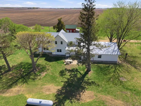 $690,000 | 13291 Pony Road, Belle Plaine, MN 56011
