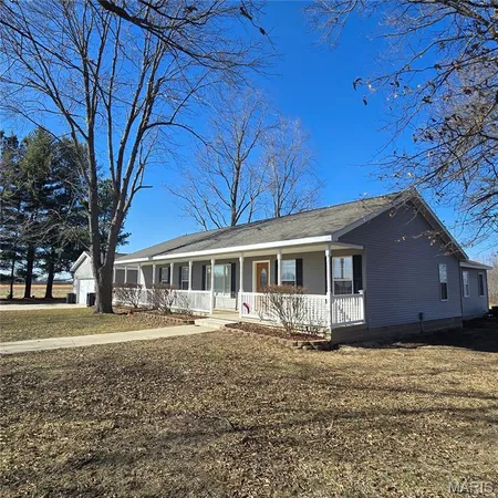 $265,000 | 301 March Road, Walnut Hill, IL 62893