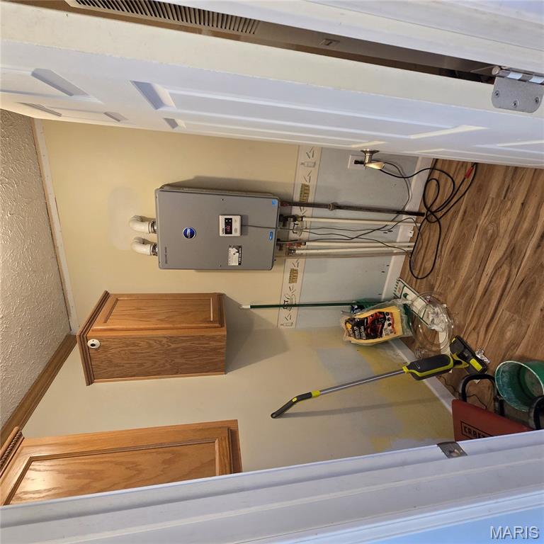 301 March Road Walnut Hill, IL 62893 - Photo 42 of 46