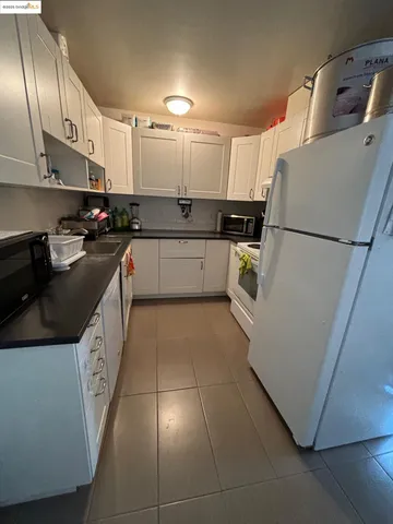 $3,225,000 | 3020 35th Avenue, Oakland, CA 94619