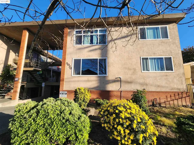 $3,225,000 | 3020 35th Avenue, Oakland, CA 94619