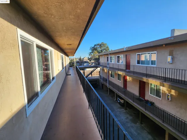 $3,225,000 | 3020 35th Avenue, Oakland, CA 94619