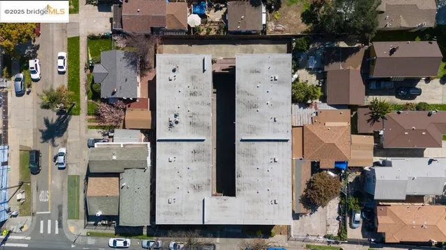 $3,225,000 | 3020 35th Avenue, Oakland, CA 94619