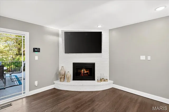 $1,050,000 | 8021 Bennett Avenue, Richmond Heights, MO 63117