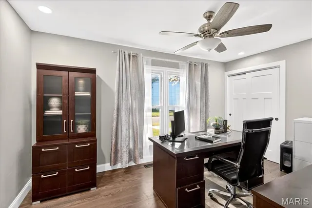 $1,050,000 | 8021 Bennett Avenue, Richmond Heights, MO 63117