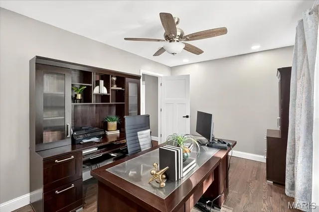 $1,050,000 | 8021 Bennett Avenue, Richmond Heights, MO 63117