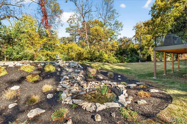 $1,050,000 | 8021 Bennett Avenue, Richmond Heights, MO 63117