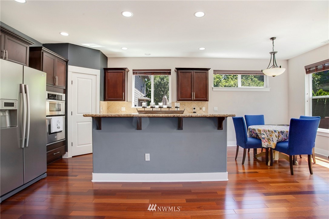 5255 Northeast 7th Place Renton, WA 98059 - Photo 14 of 32