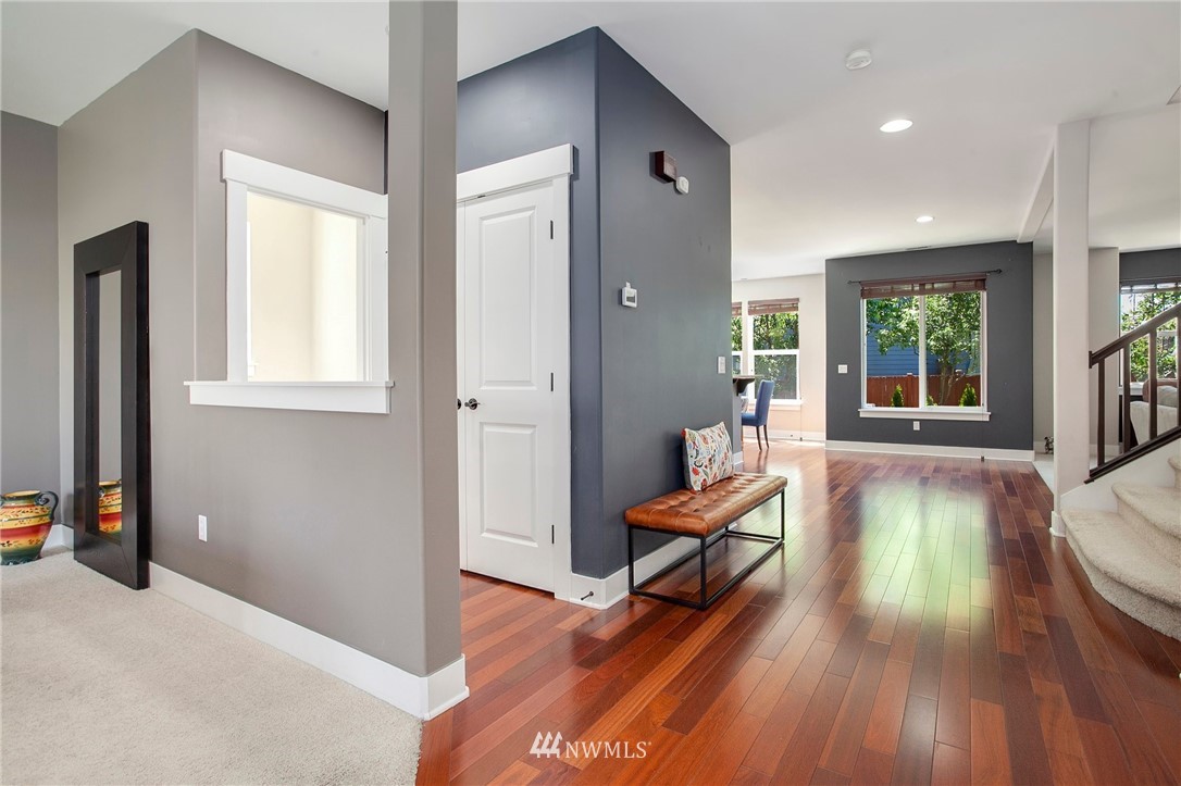 5255 Northeast 7th Place Renton, WA 98059 - Photo 4 of 32