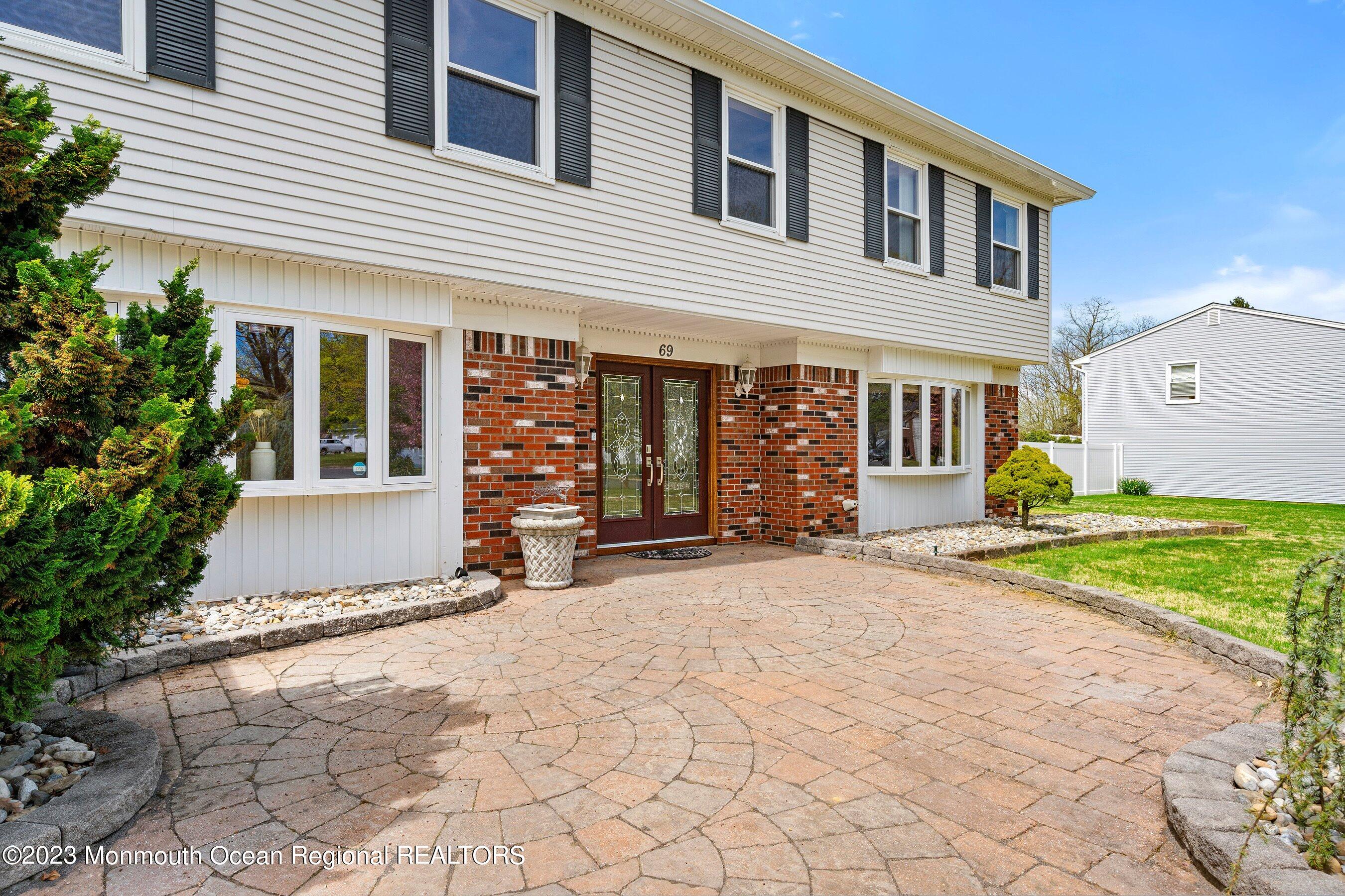 69 Bunker Hill Road Freehold, NJ 07728 - Photo 7 of 39 11-Front Courtyard