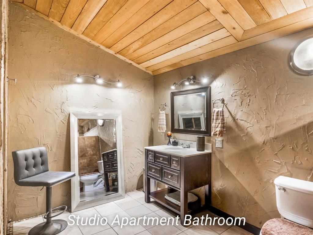 521 Front Street Hawkins, TX 75765 - Photo 5 of 31