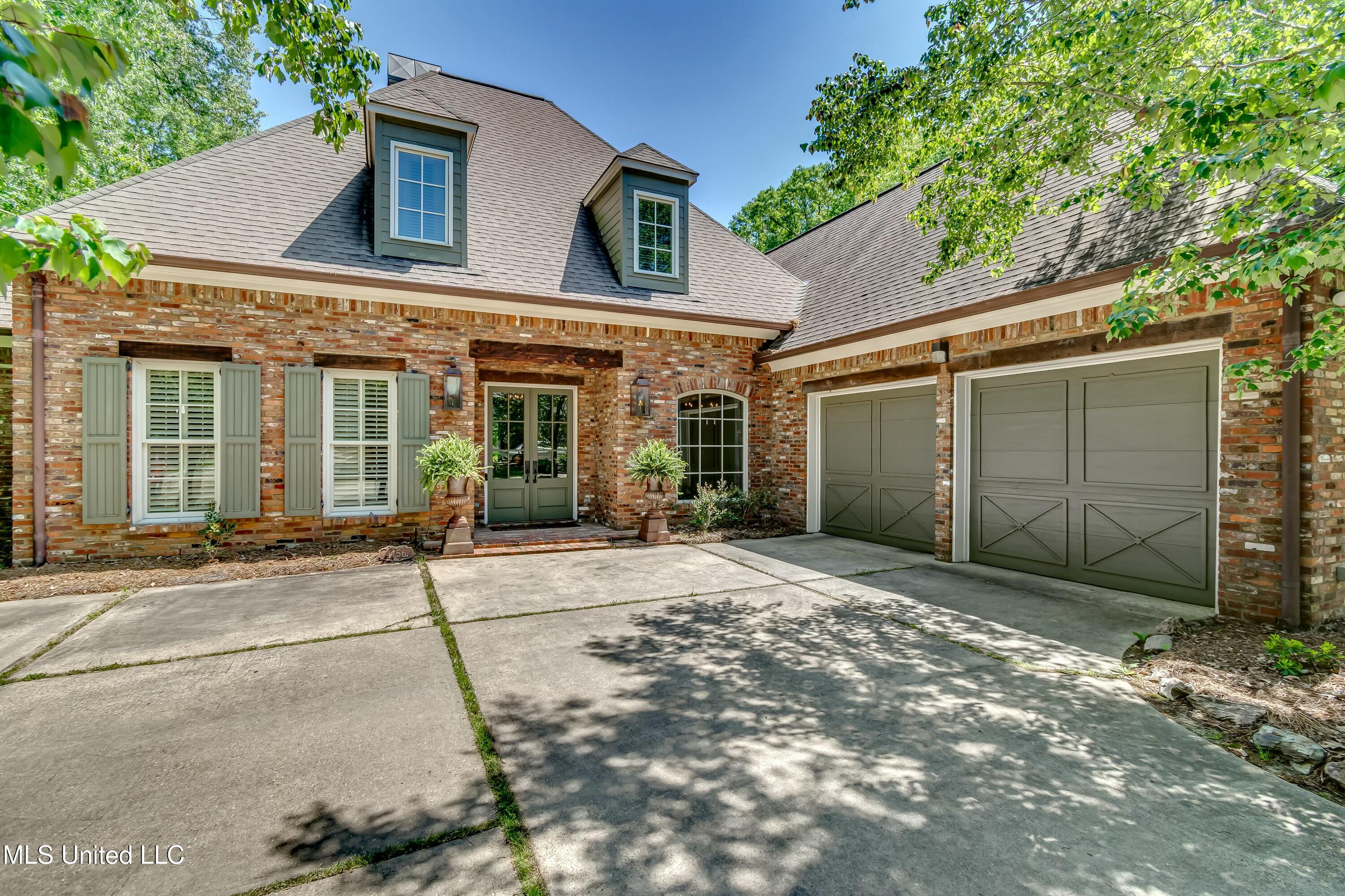4156 Ridgewood Road Jackson, MS 39211 - Photo 1 of 68 4156 Ridgewood Road